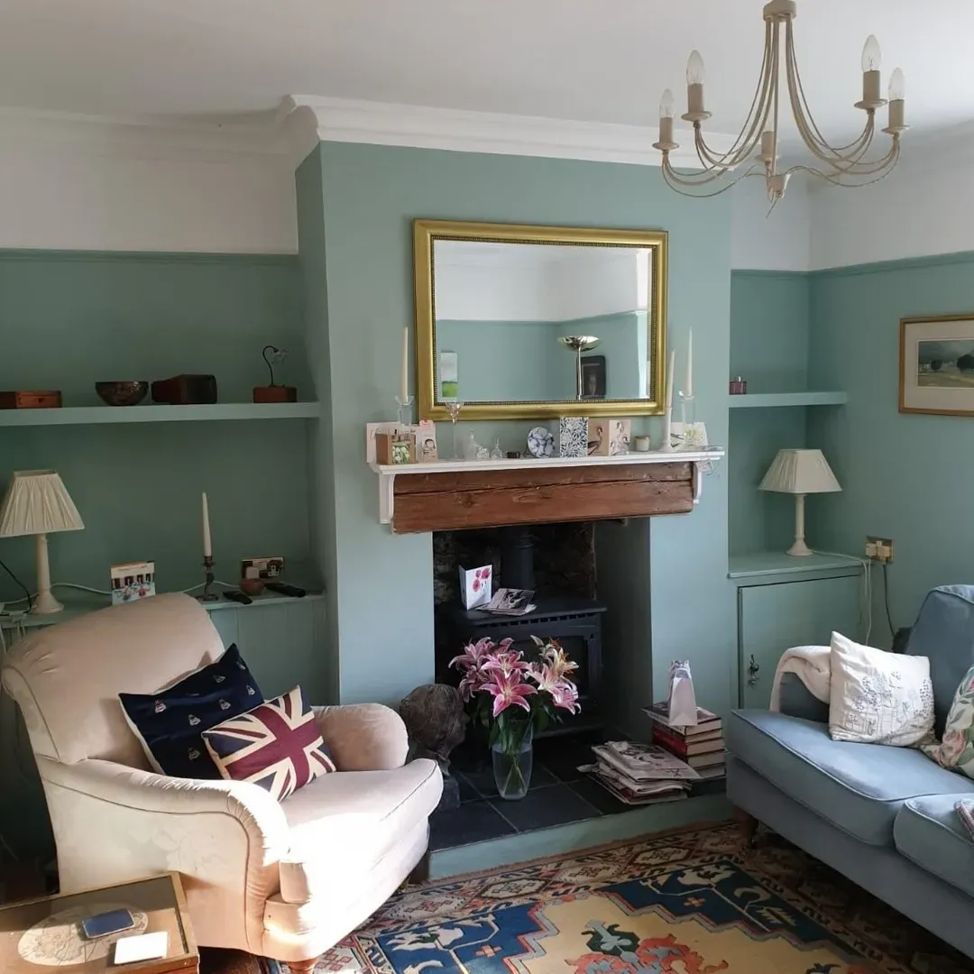 Green Blue victorian living room color review