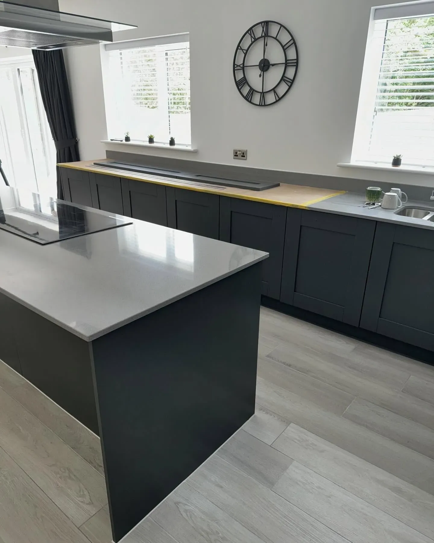 Hopper Head dark kitchen cabinets color