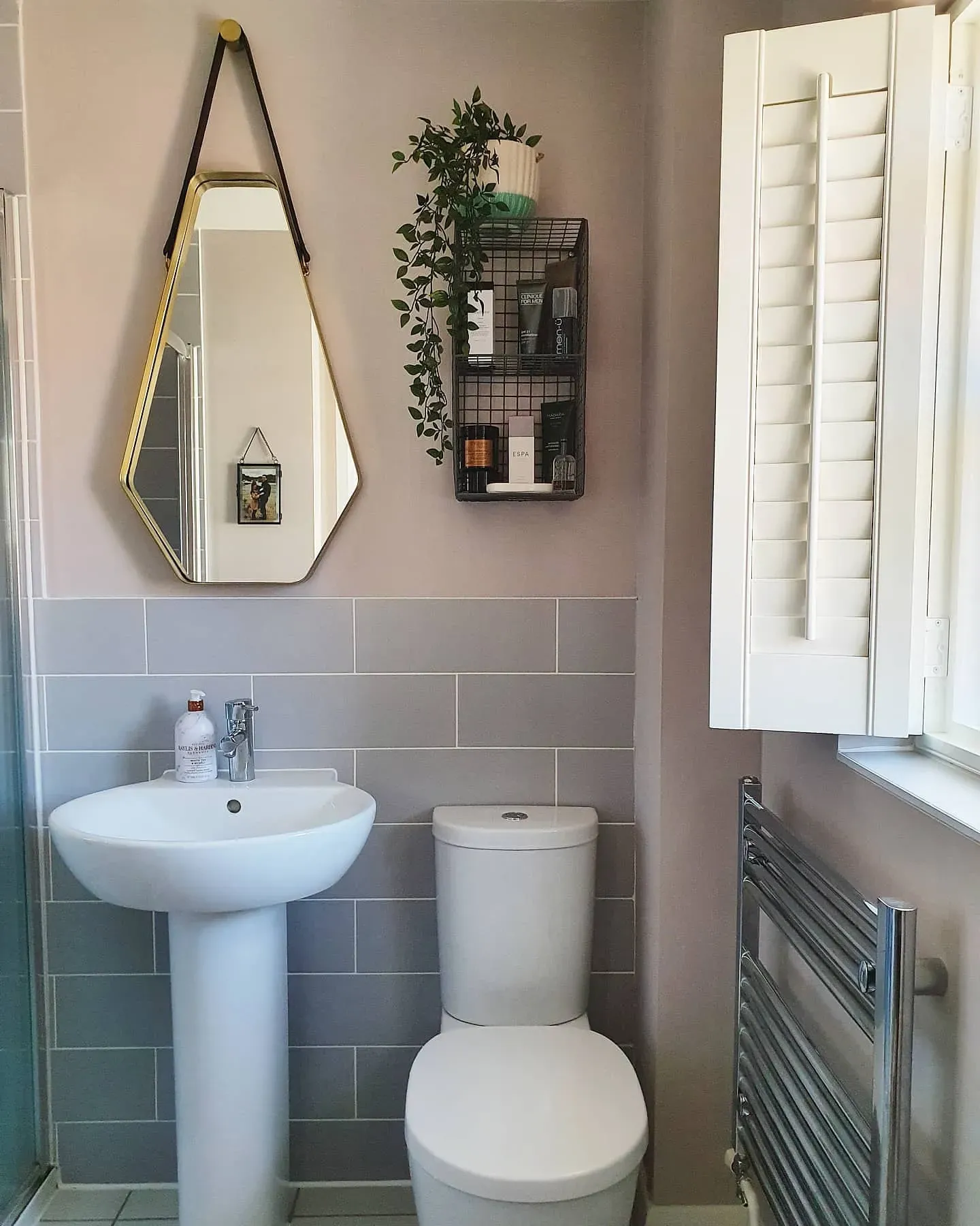 Farrow and Ball Peignoir bathroom color review