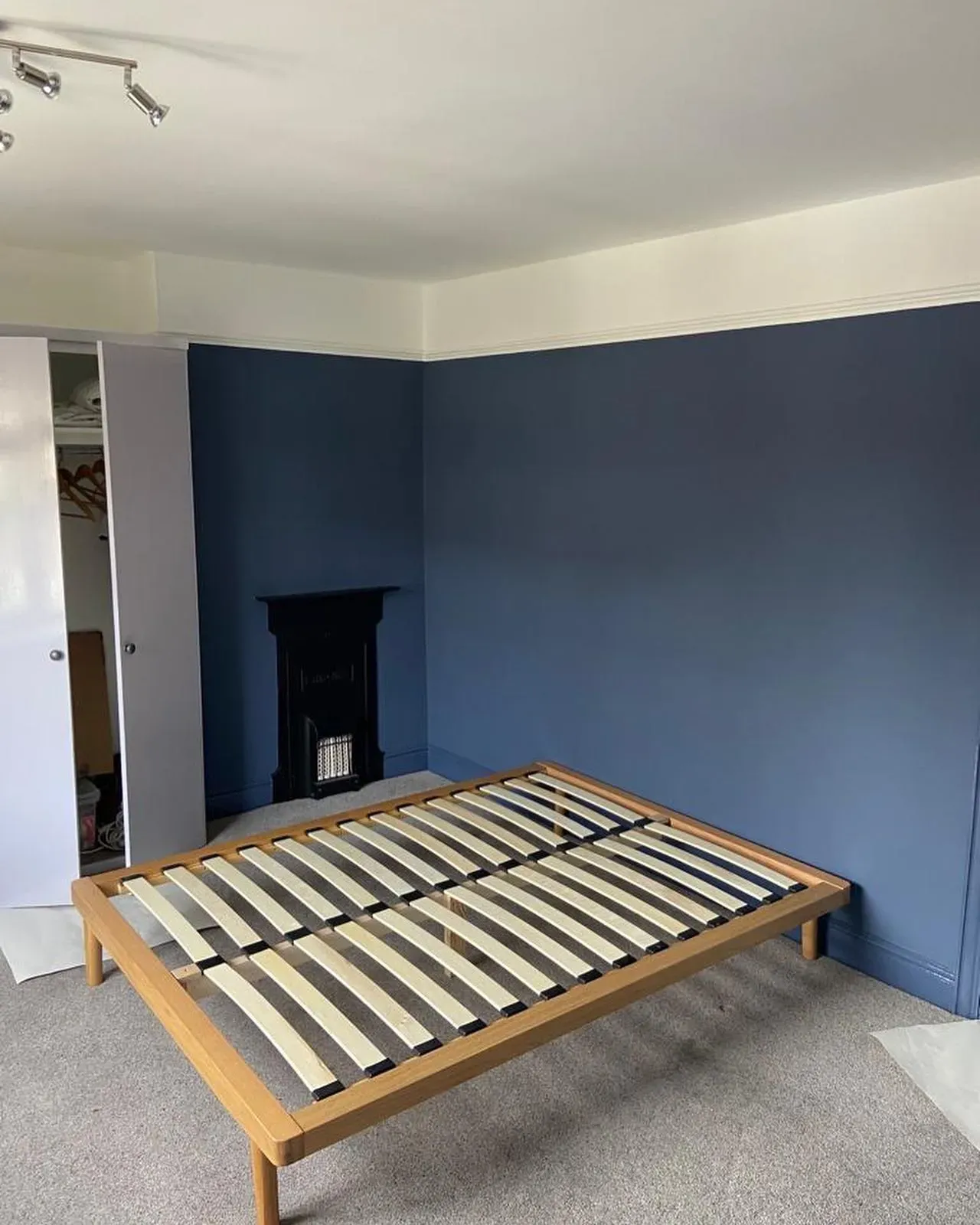 Farrow and Ball Wine Dark bedroom color review