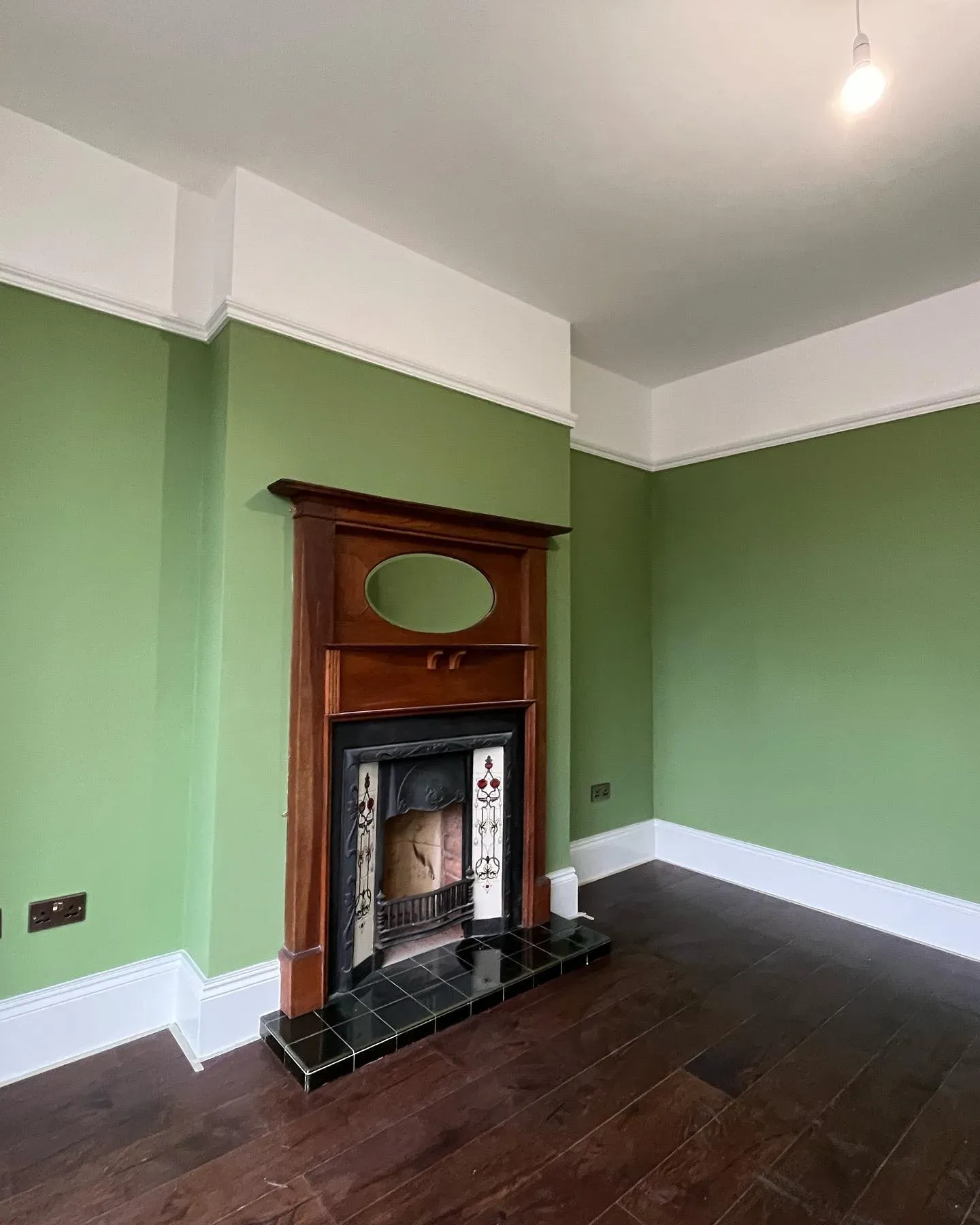 Yeabridge Green living room color review