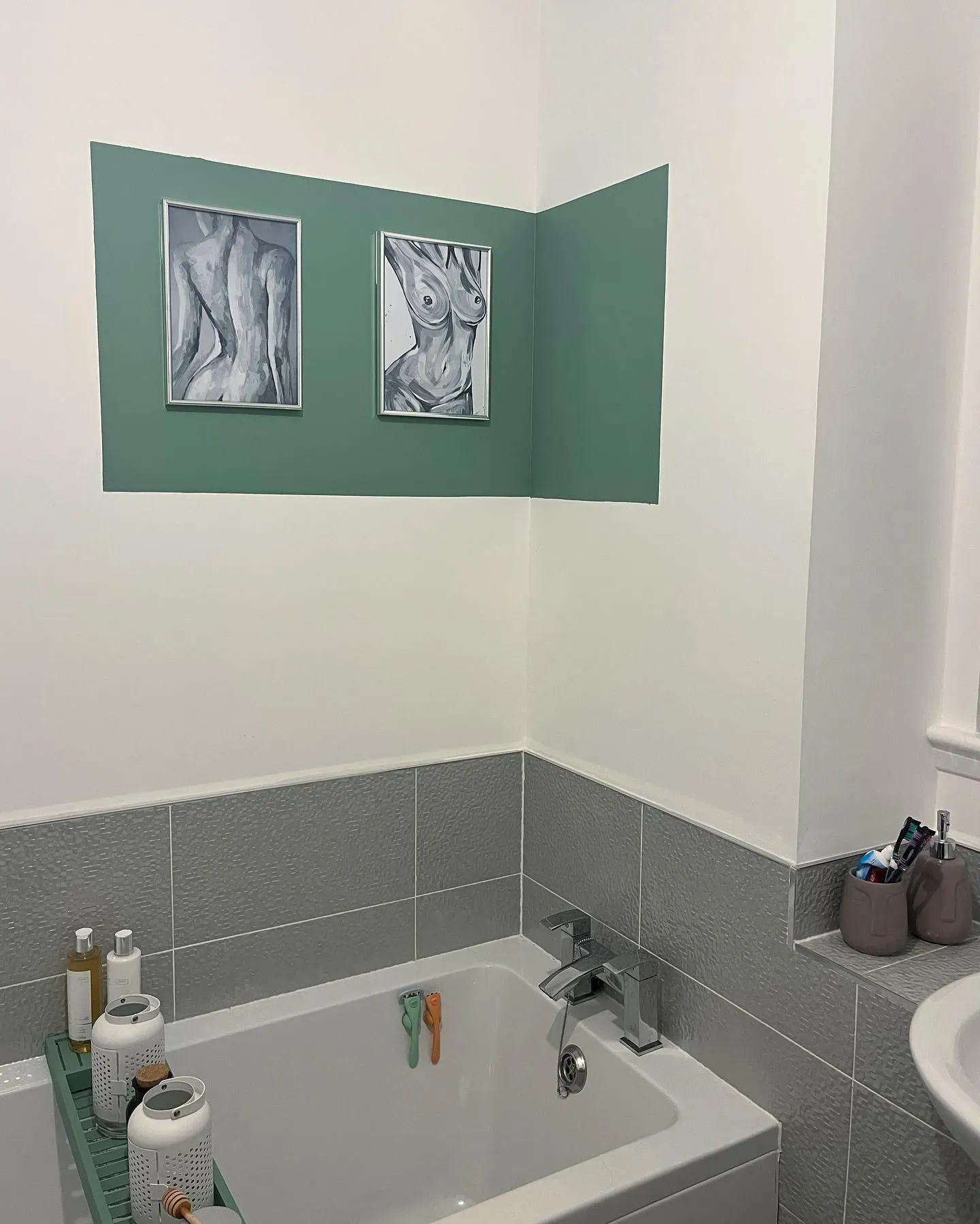 Fresh Sage bathroom color-block