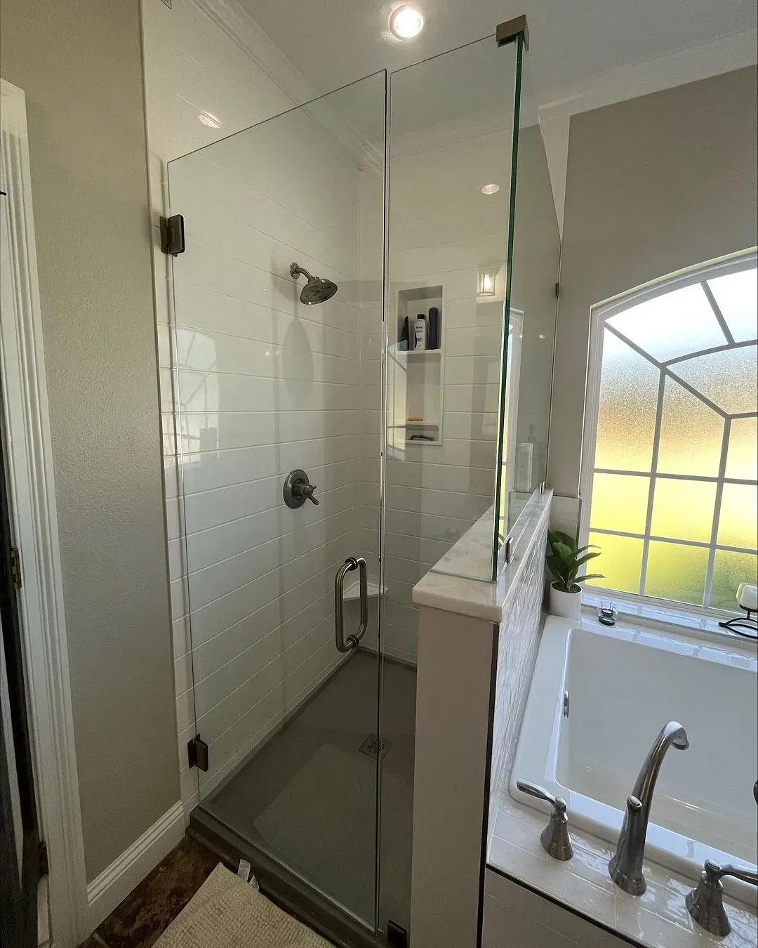 Sherwin Williams Gossamer Veil bathroom 