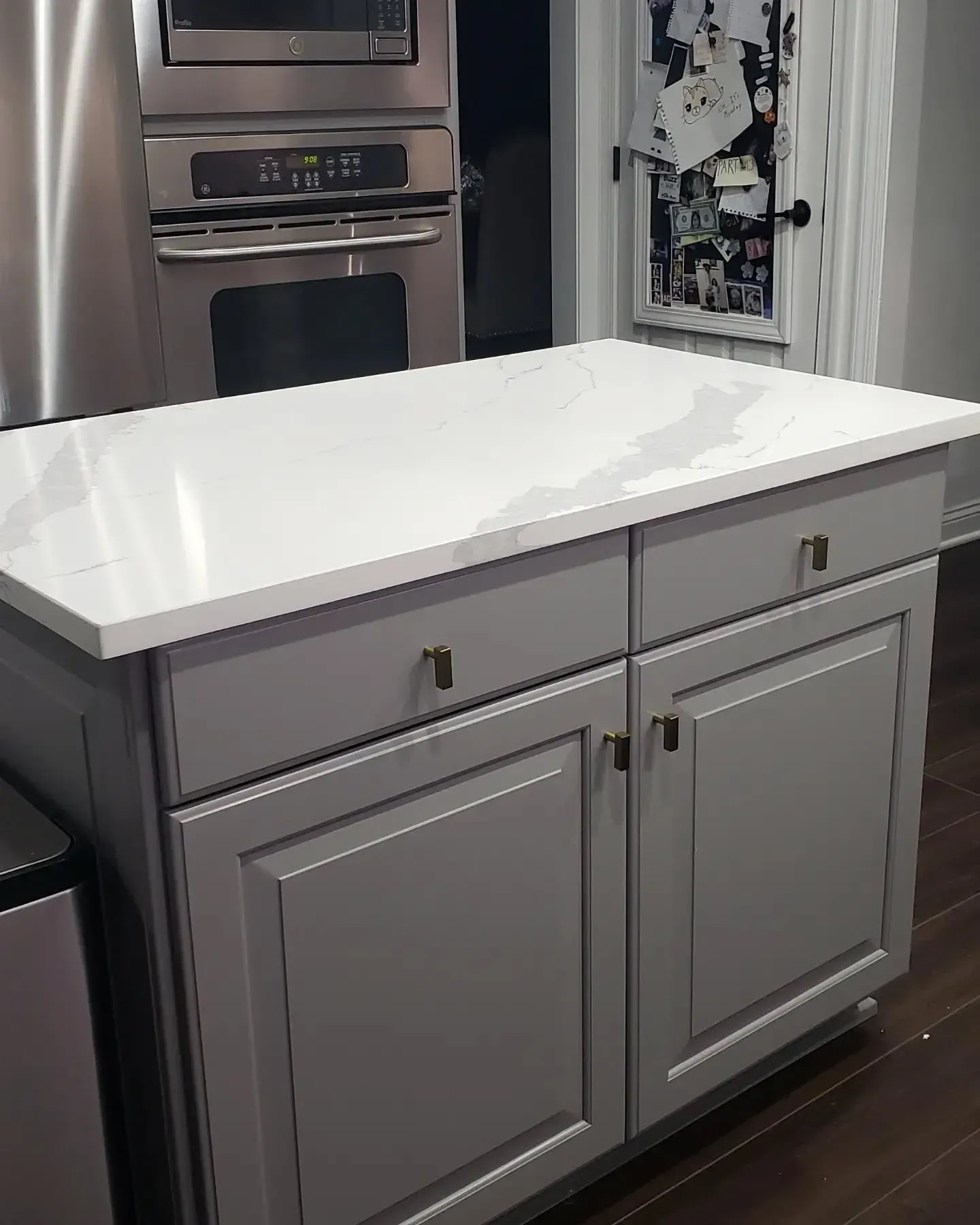 SW 7670 kitchen cabinets 