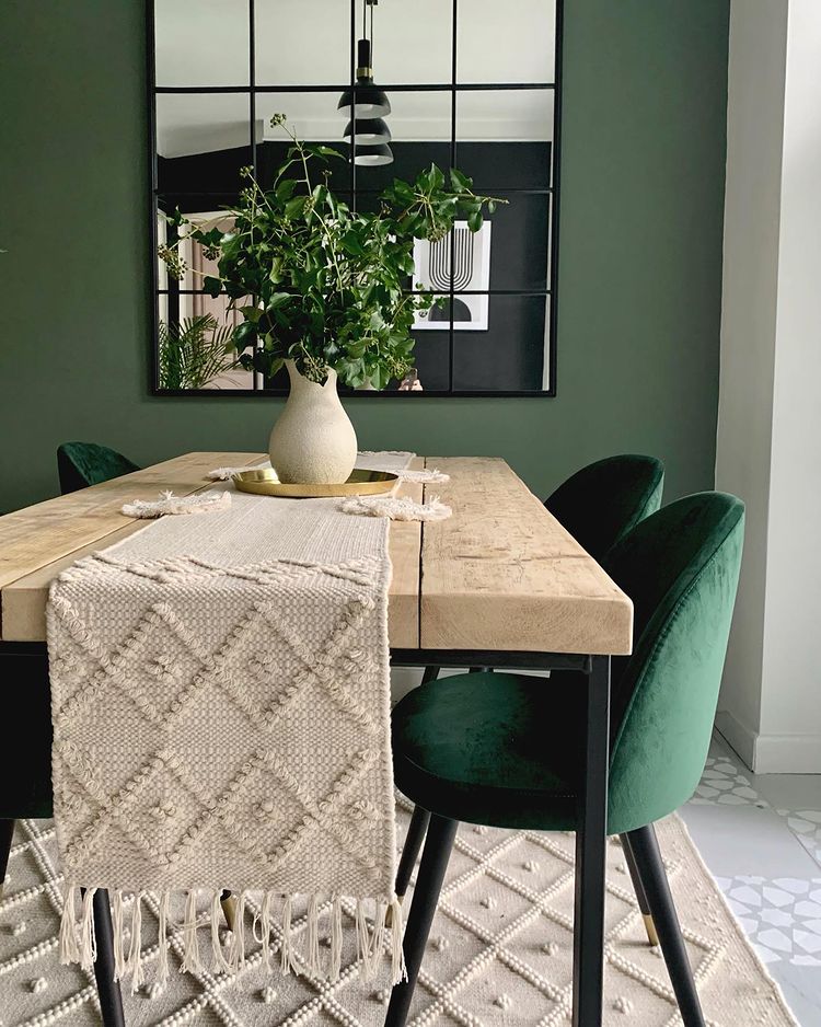 Green dining room Farrow and Ball Green Smoke review