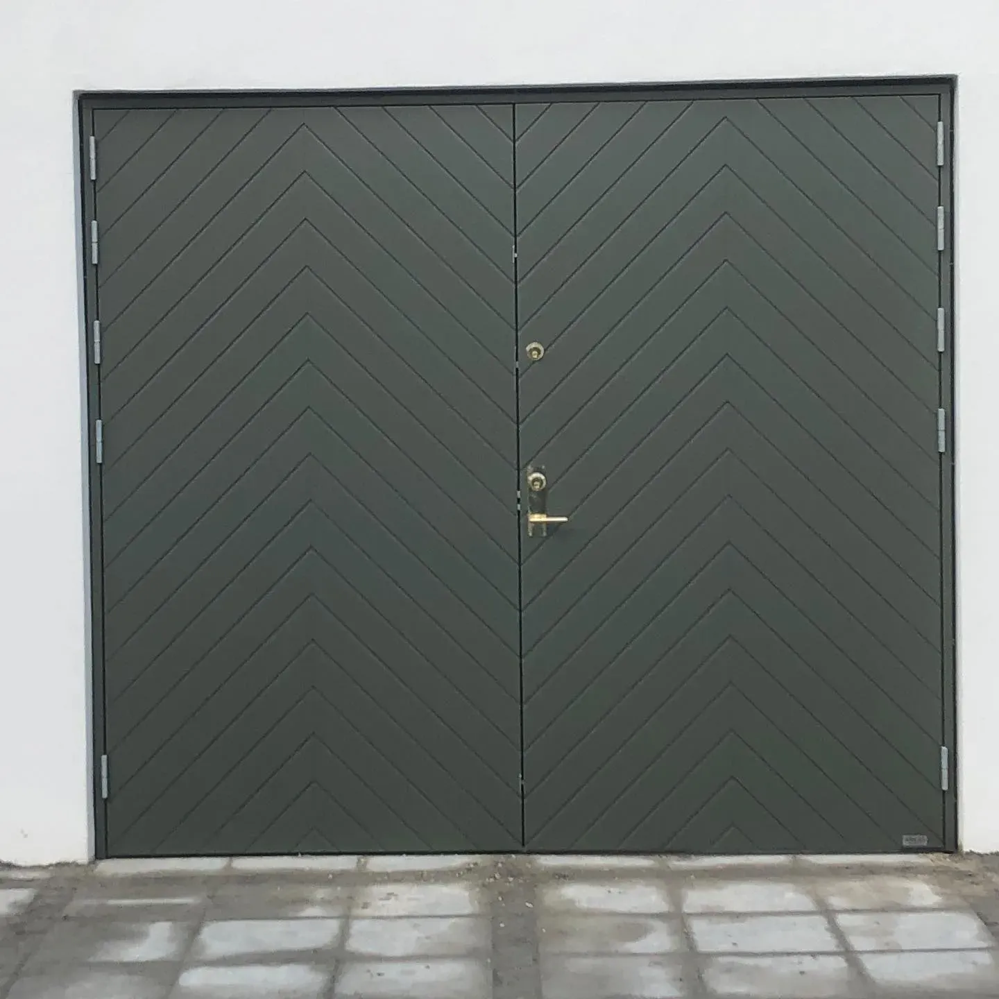 RAL 7009 exterior color review