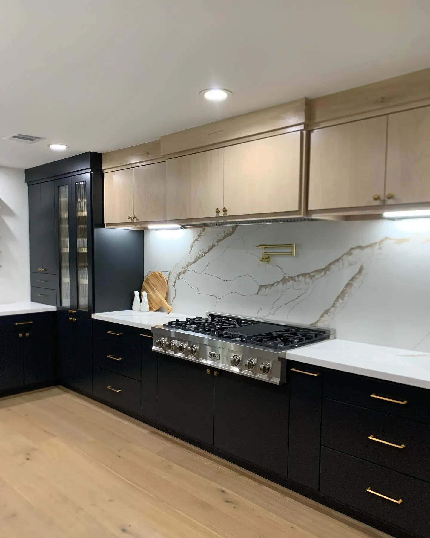 SW 6994 kitchen cabinets review