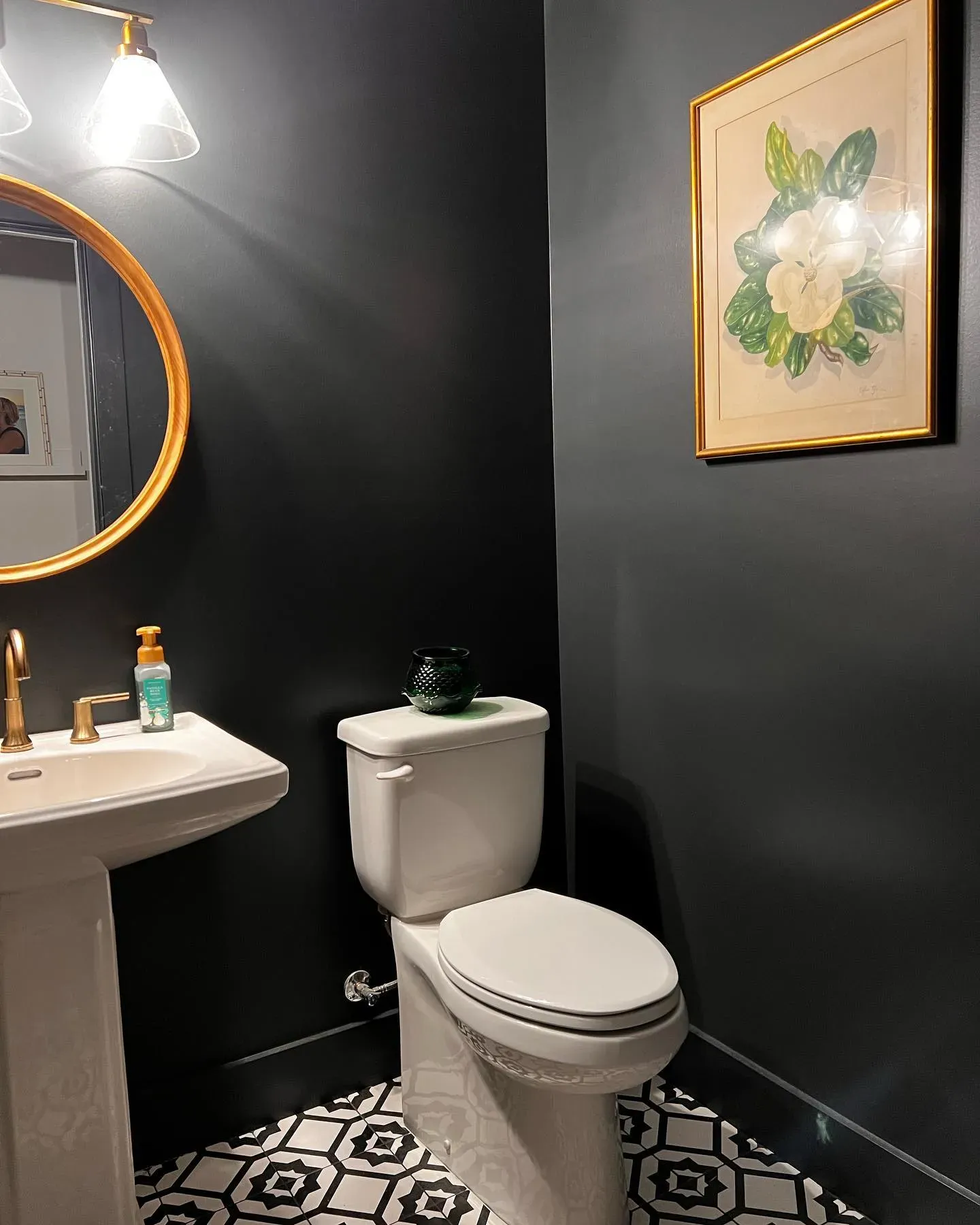 SW Greenblack dark bathroom color