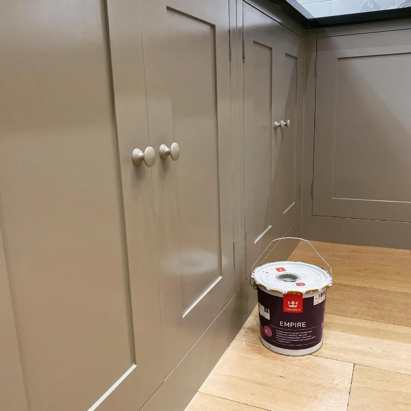 Farrow and Ball Hardwick White 5 kitchen cabinets