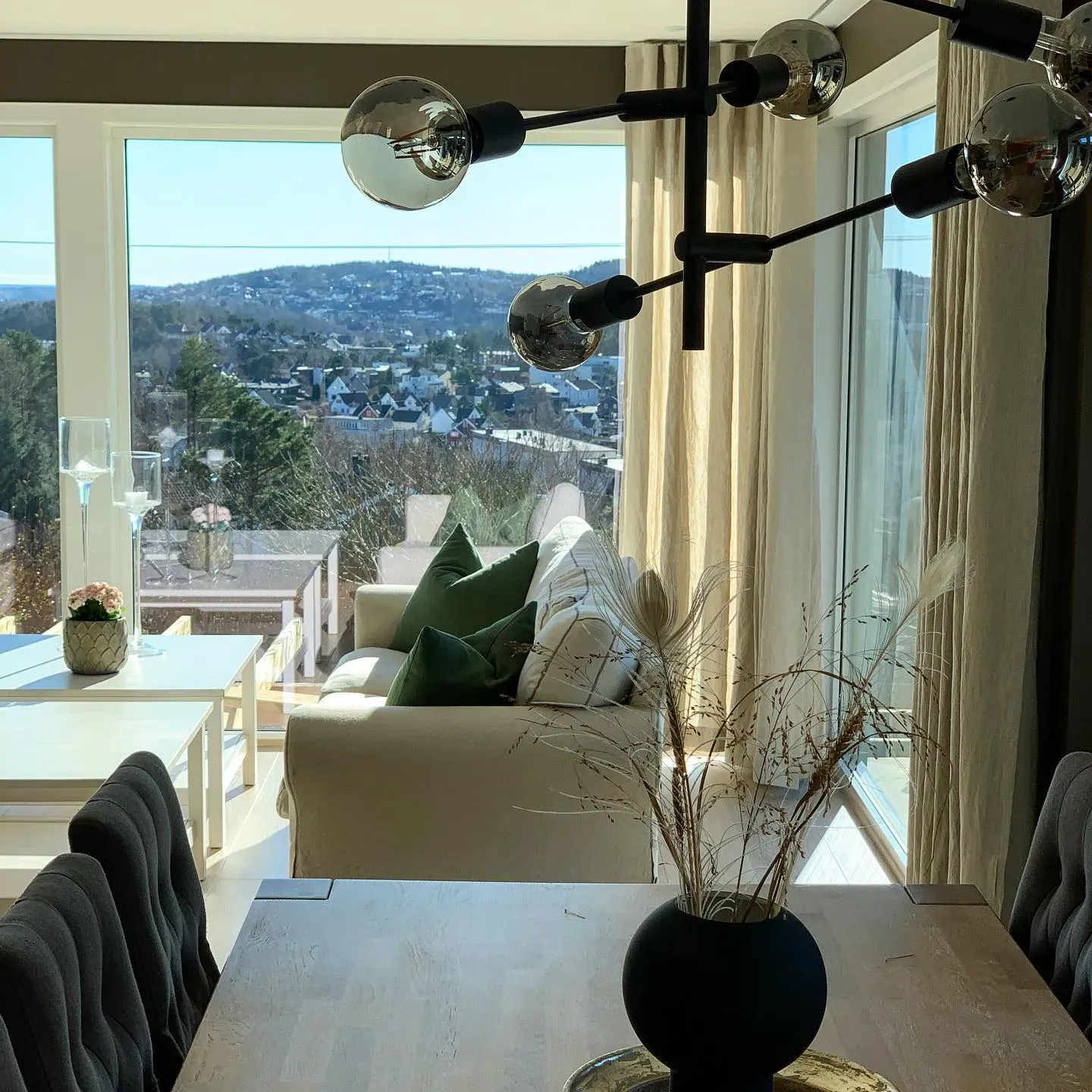 Jotun Hipster Brown living room color