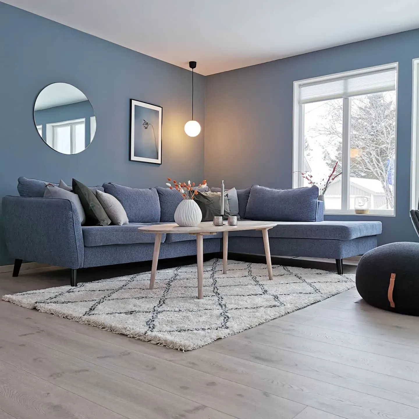 Jotun Icy Blue living room color review