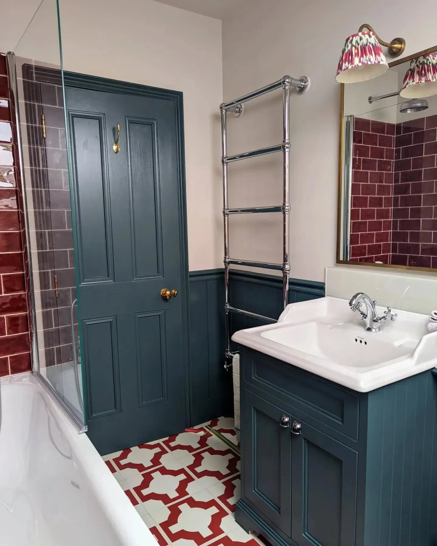 Inchyra Blue bathroom wall panelling 