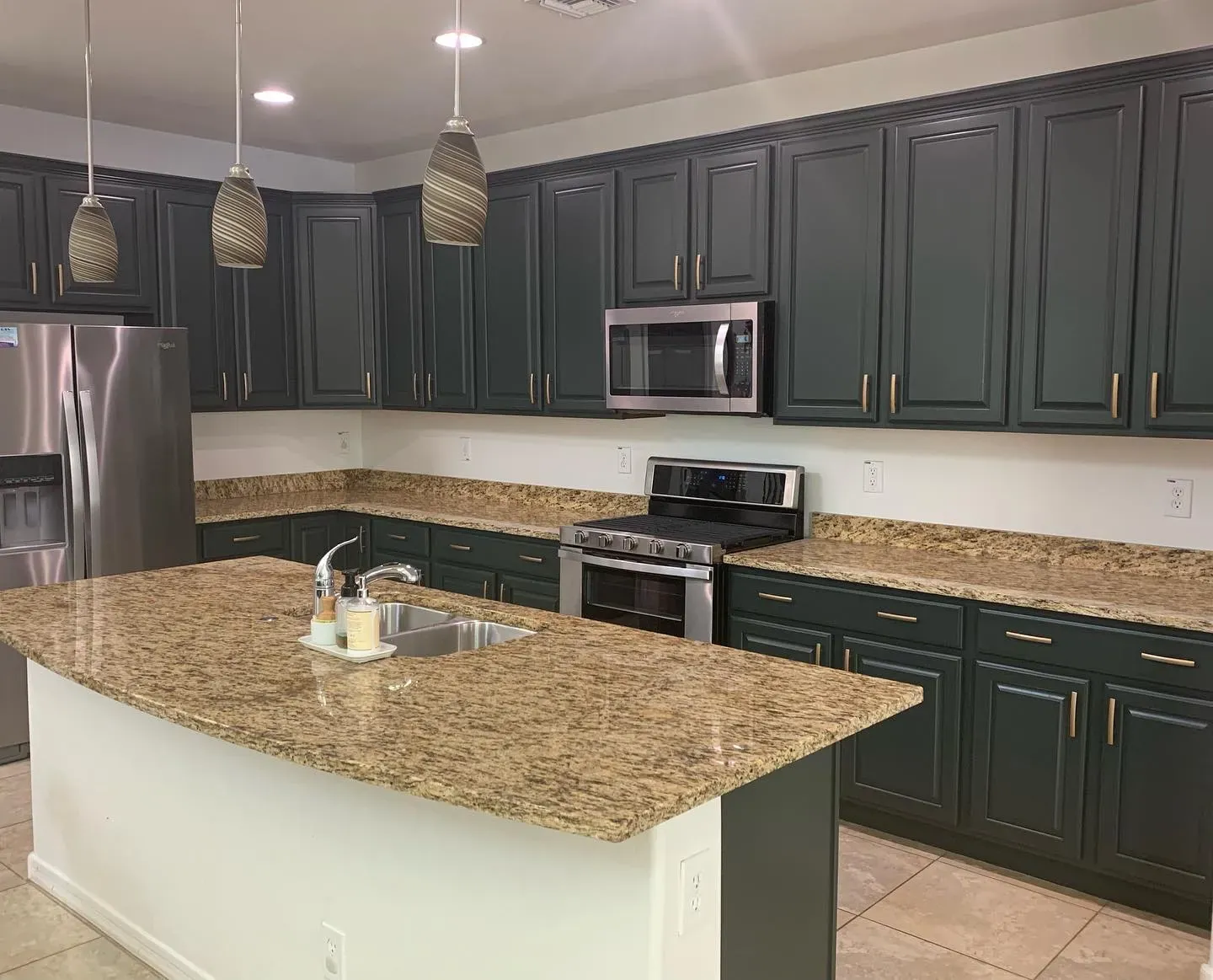 SW Jasper kitchen cabinets paint review