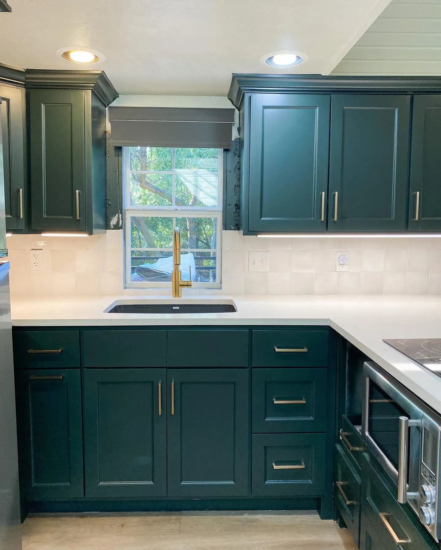 SW Jasper kitchen cabinets color review