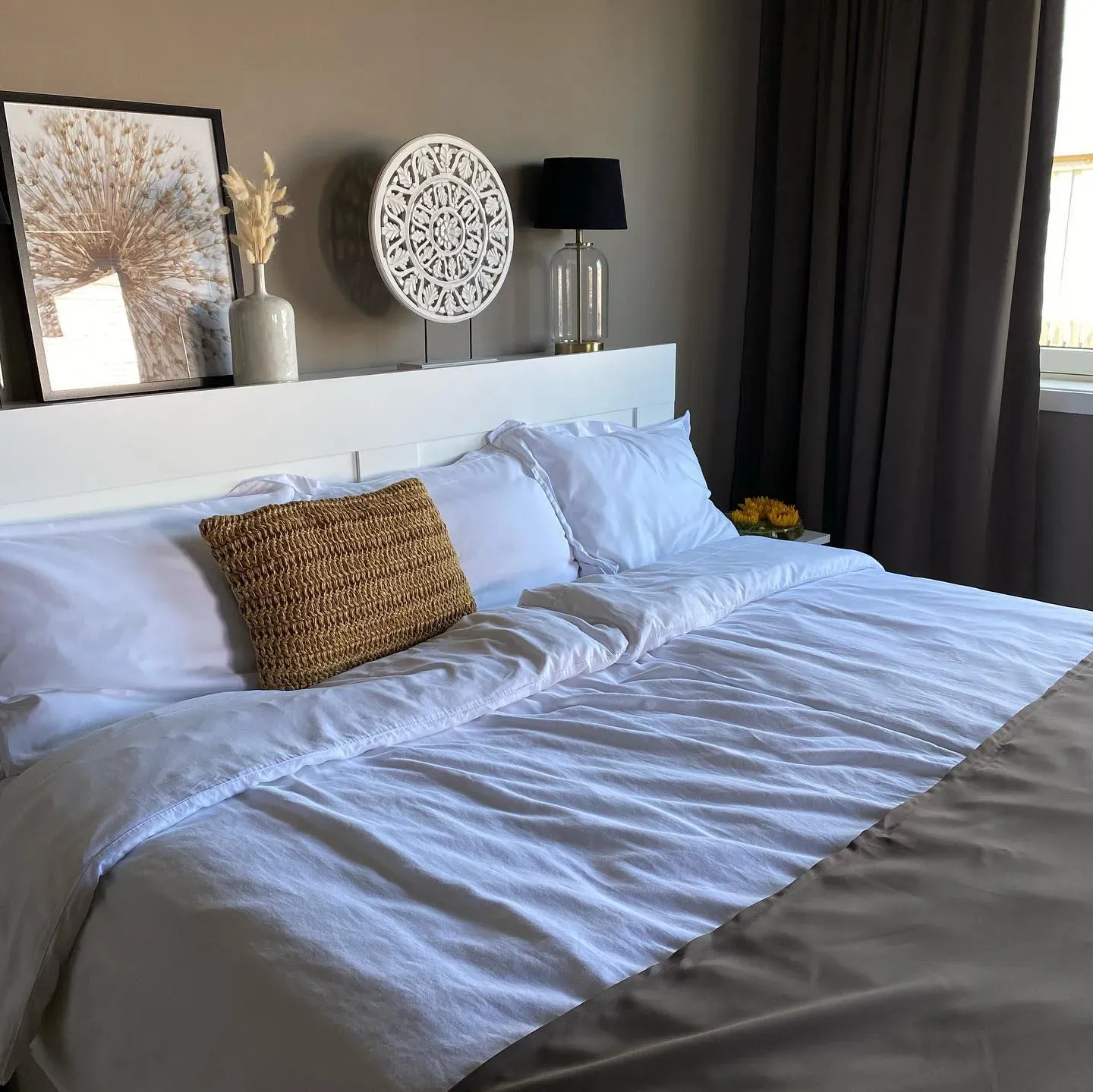 Jotun Nutmeg bedroom interior idea