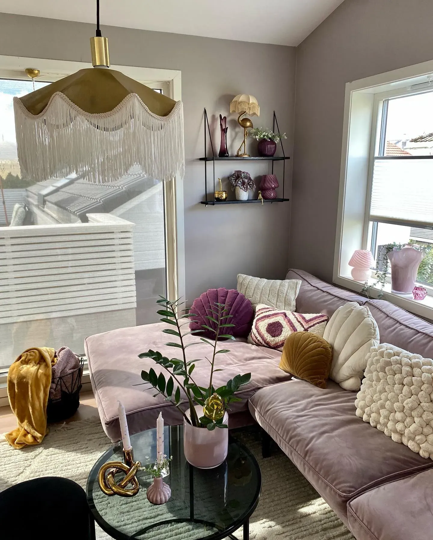 Jotun Lavender Touch living room color review