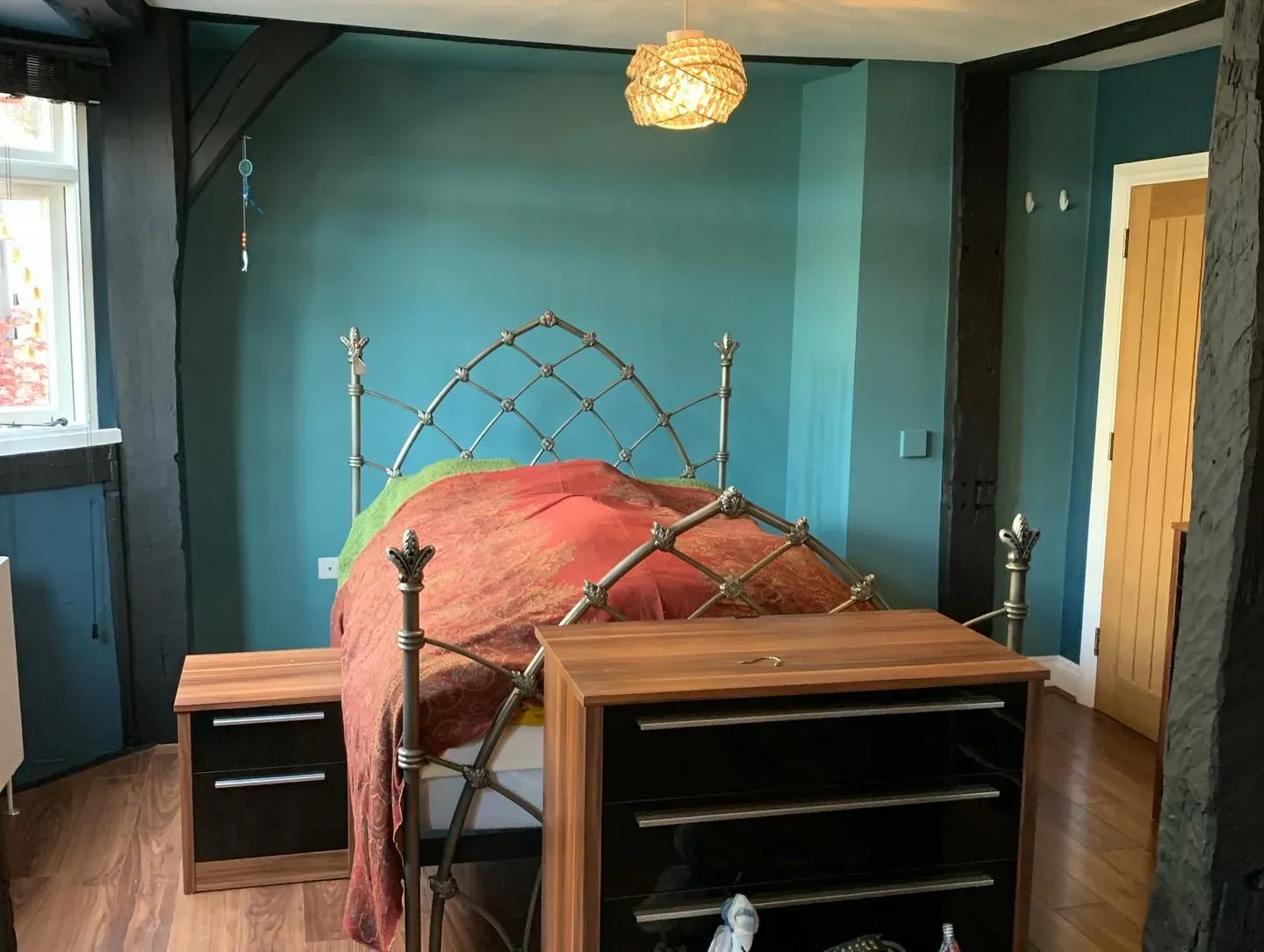 Dulux 10BG 26/134 bedroom interior