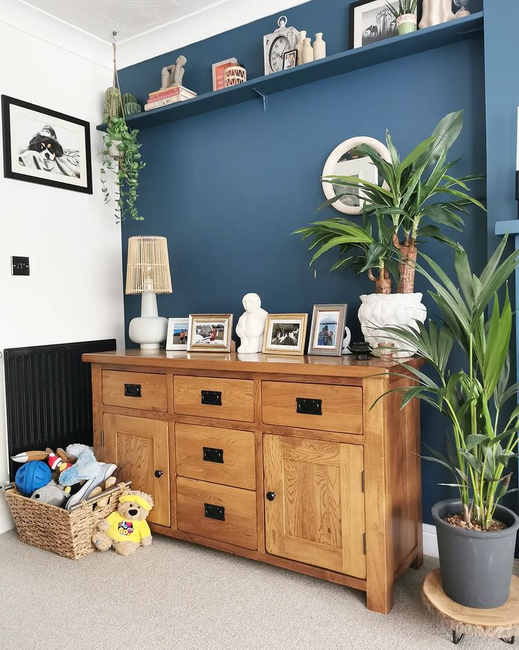Dark blue accent wall Dulux Midnight Teal review
