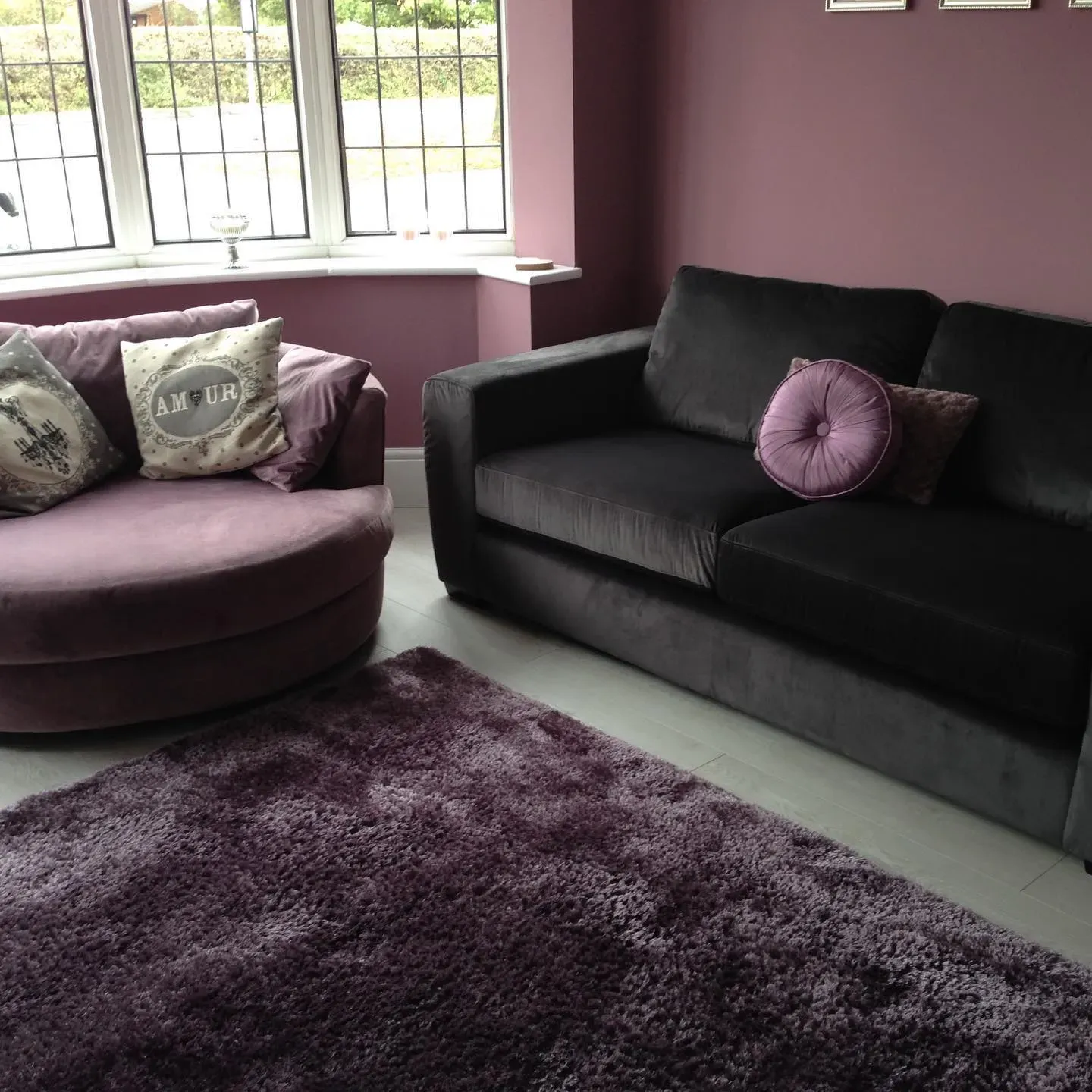 Dulux 10RR 09/150 living room review