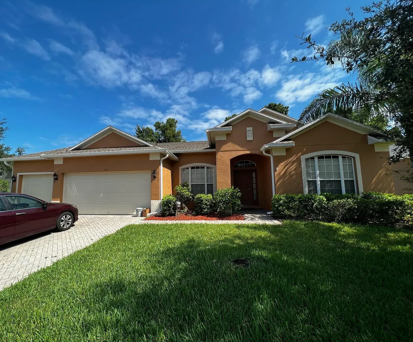 Sherwin Williams Oak Creek house exterior color review