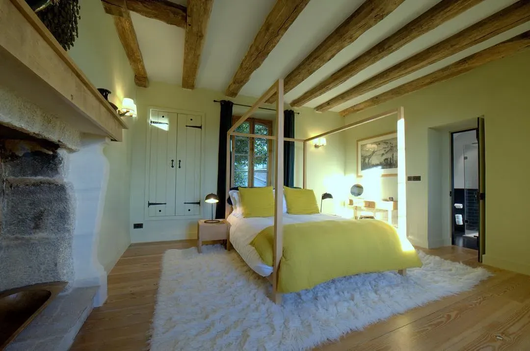 Little Greene Olive Oil bedroom color