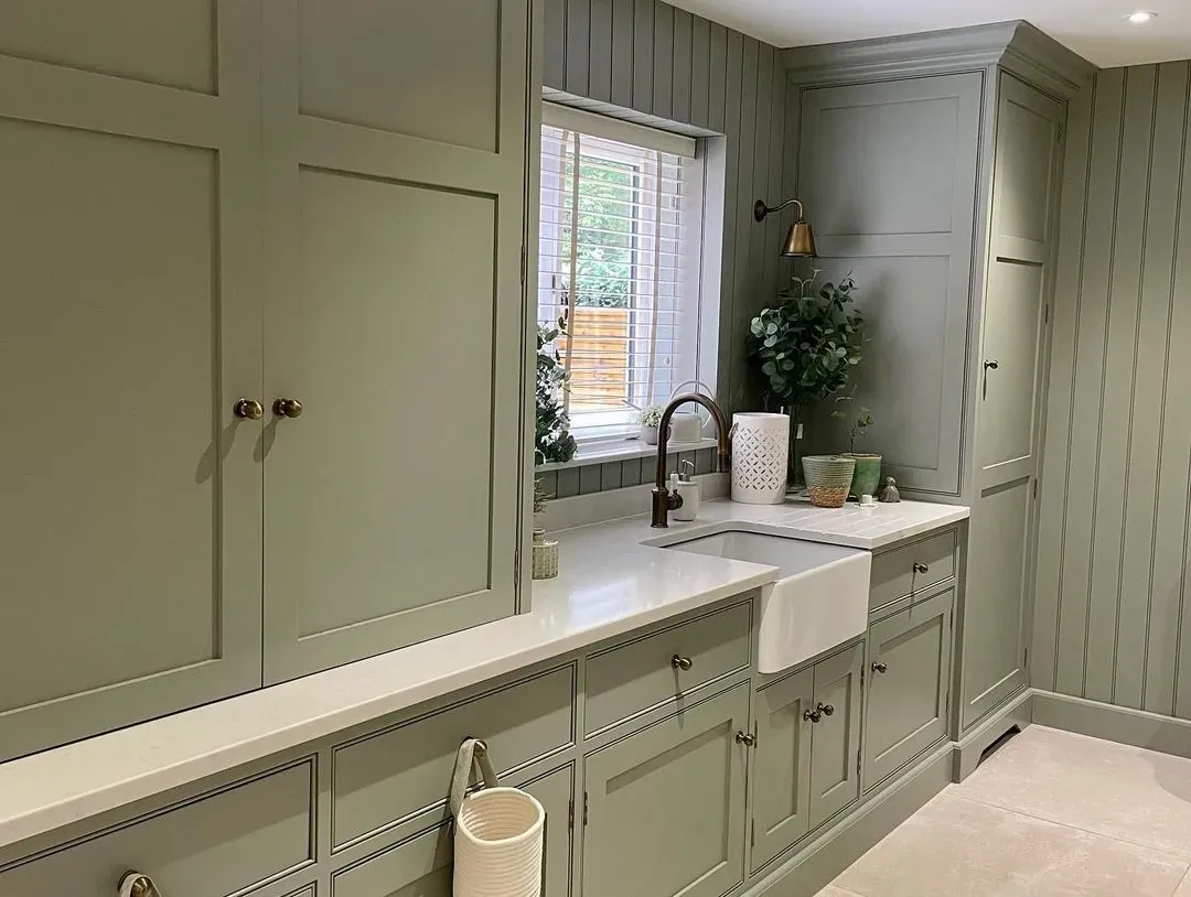 Pigeon kitchen cabinets 