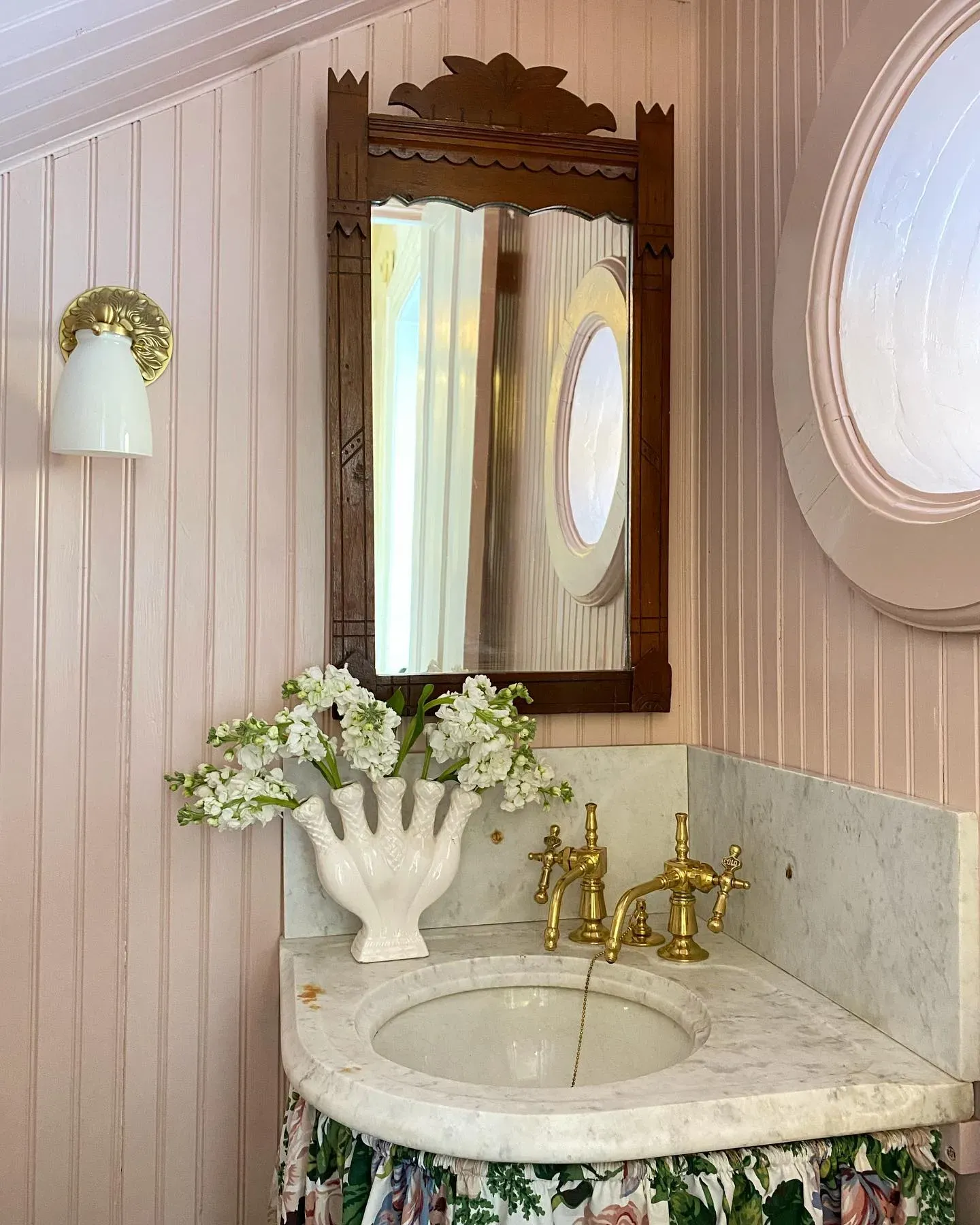 SW 0070 bathroom color