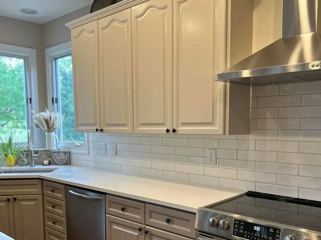 SW 6071 kitchen cabinets color review