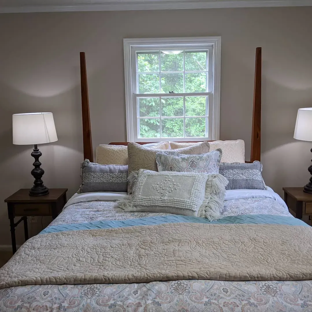 Sherwin Williams Popular Gray bedroom paint review