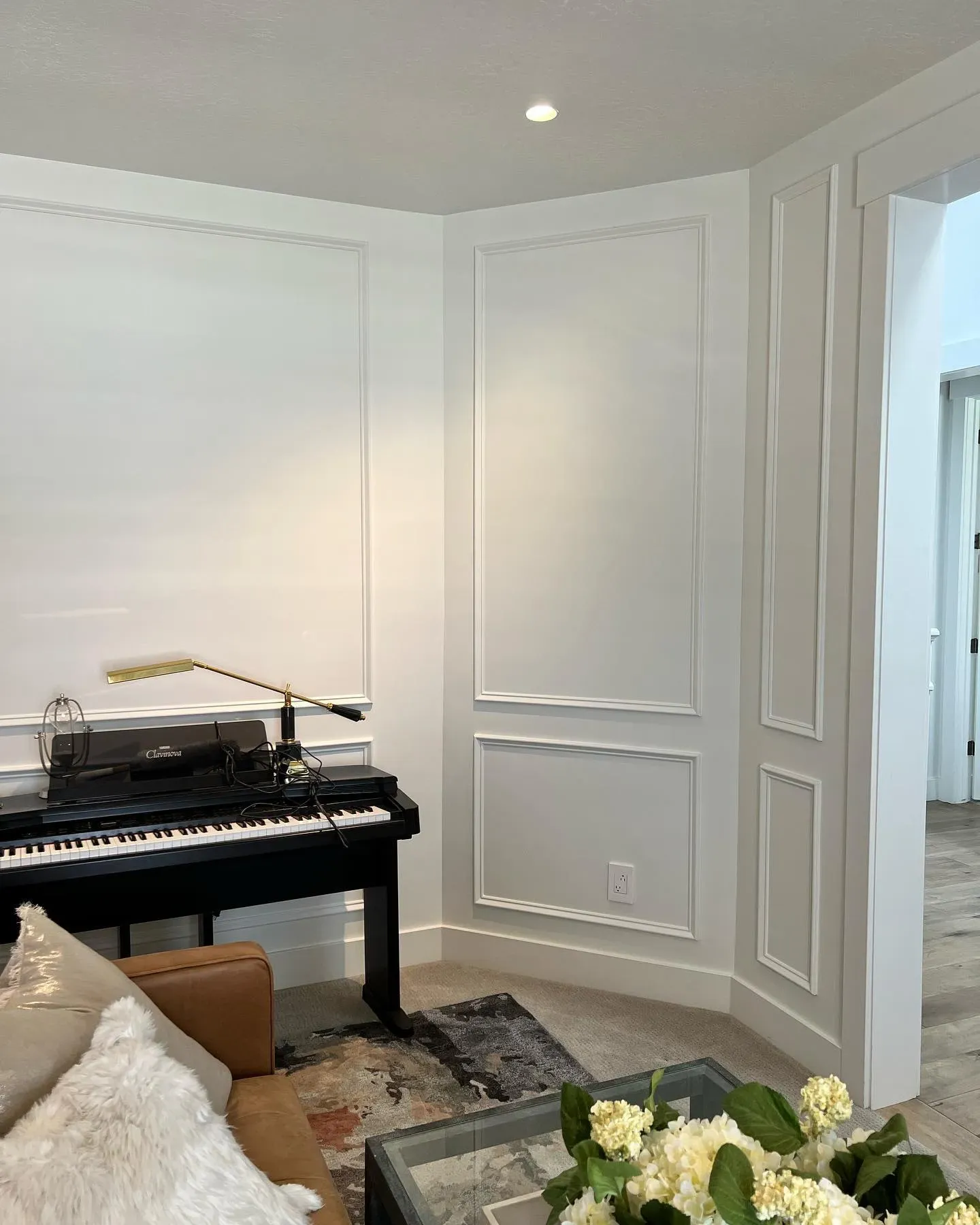 SW Pure White living room color review