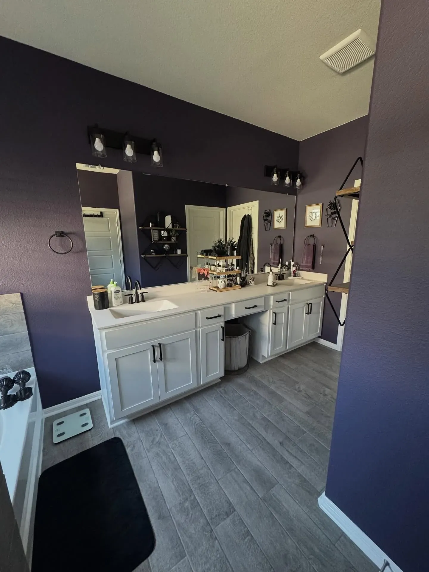 Quixotic Plum bathroom 