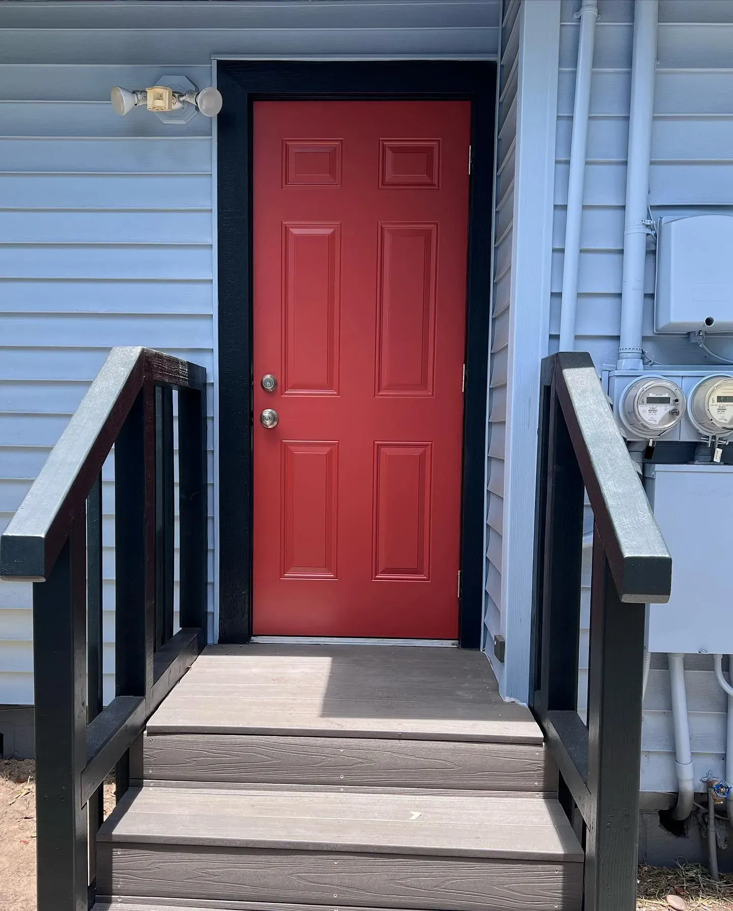 Rembrandt Ruby front door paint