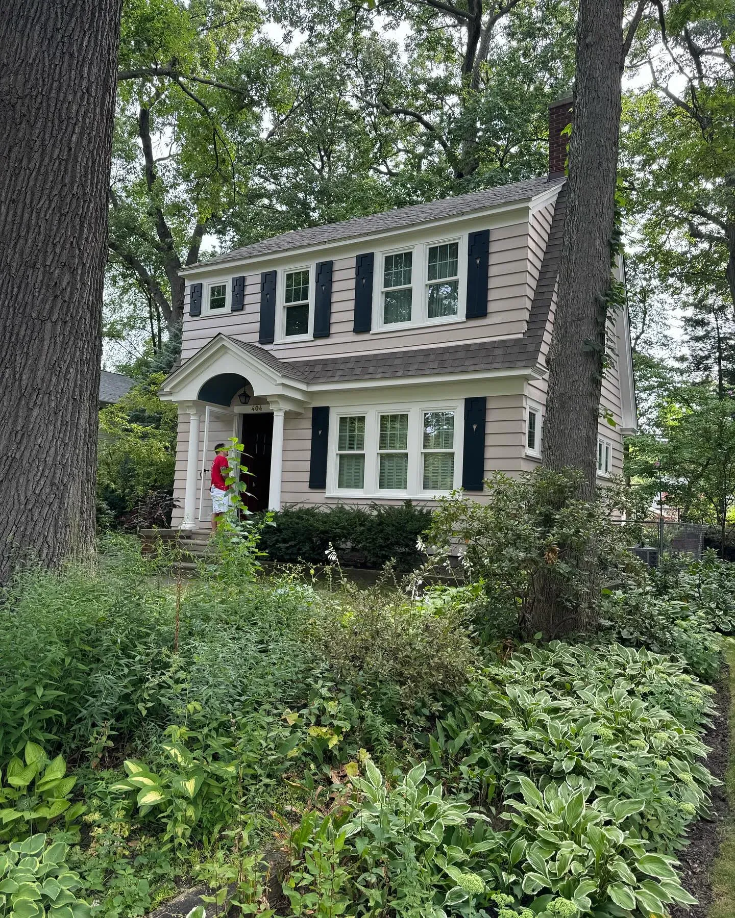 Renwick Beige exterior color review