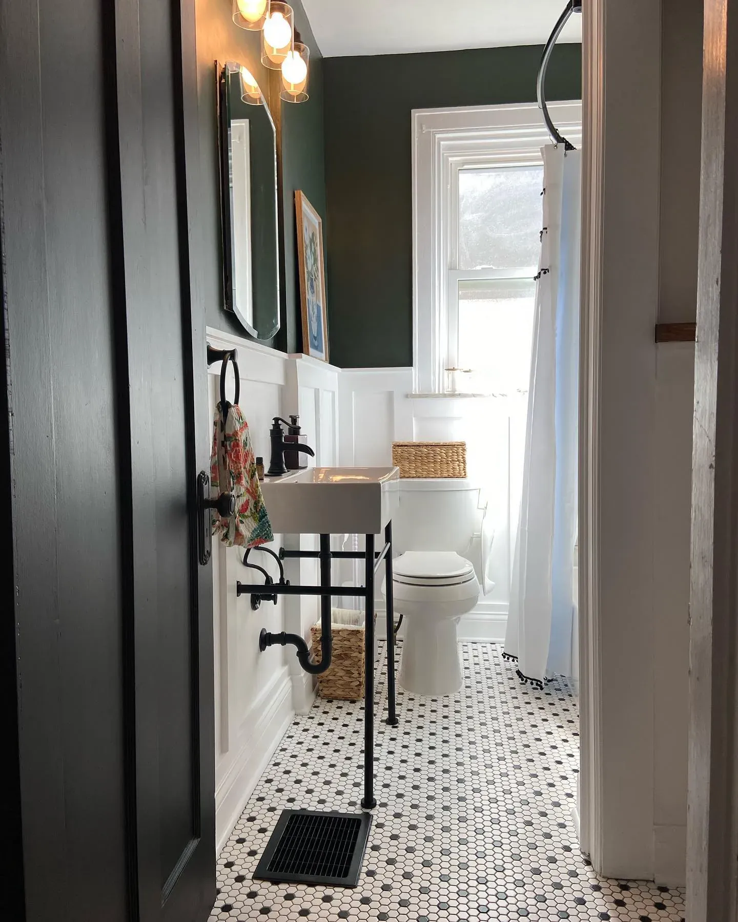 SW Ripe Olive bathroom paint