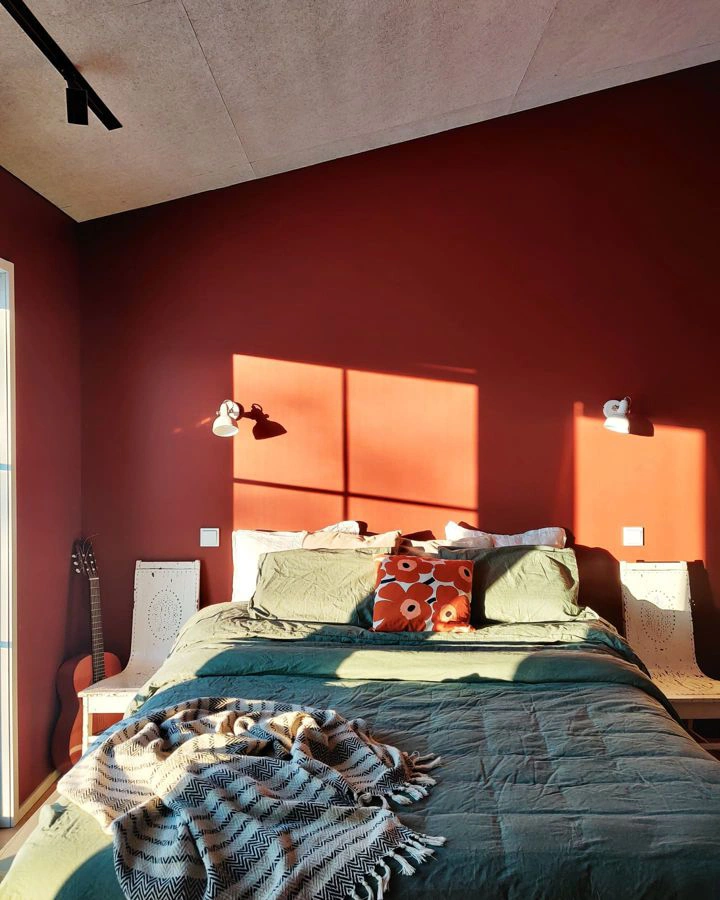 Tikkurila Rooibos M476 bedroom