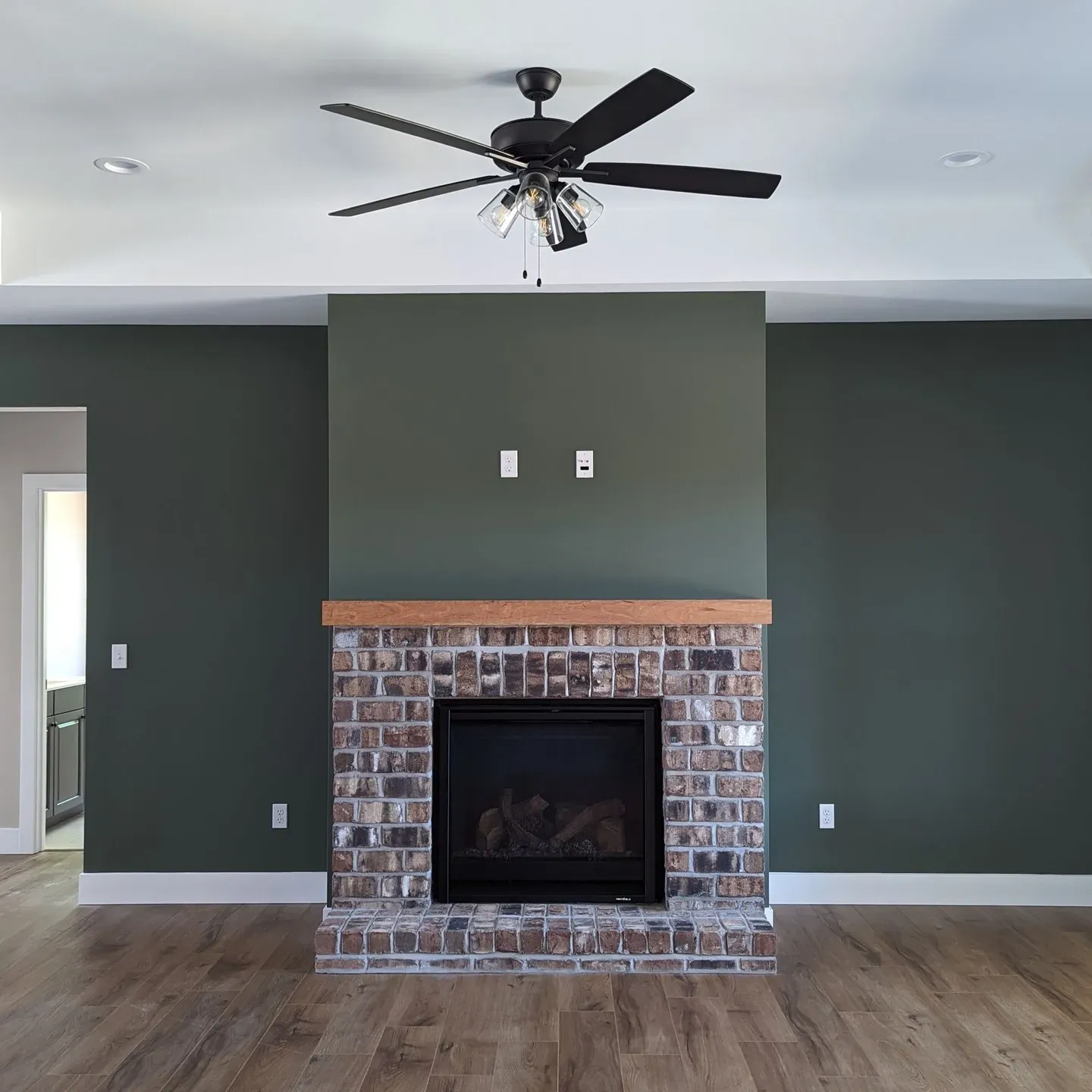 SW Rosemary living room paint review