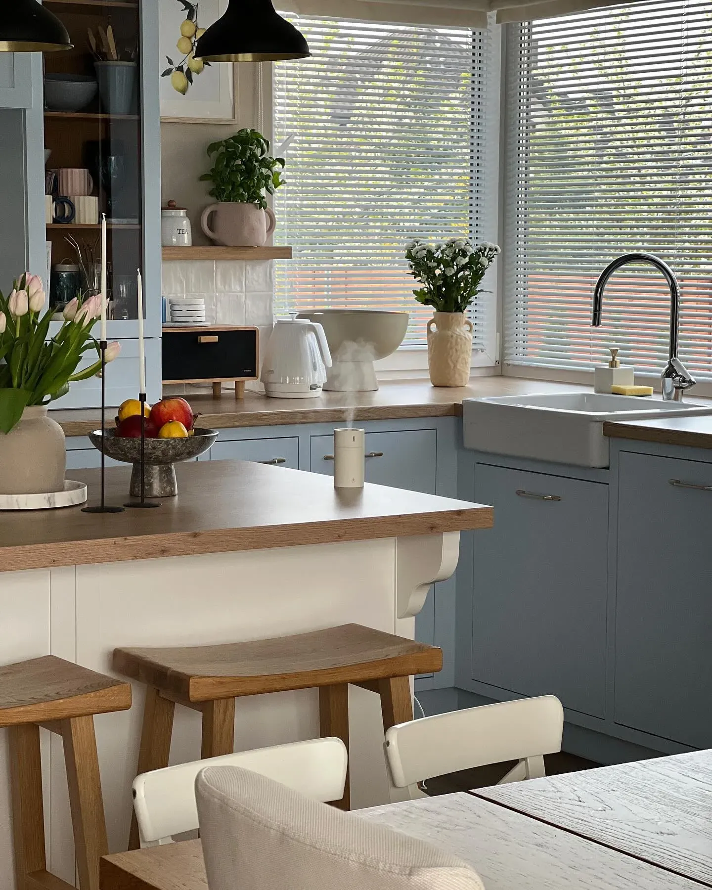 S 0515-R80B kitchen cabinets picture