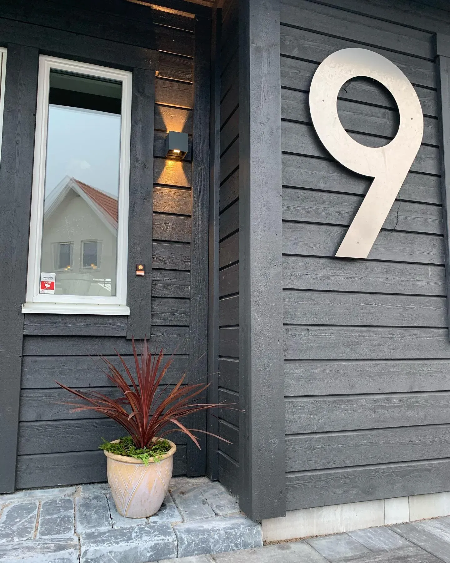 NCS S 8000-N exterior paint