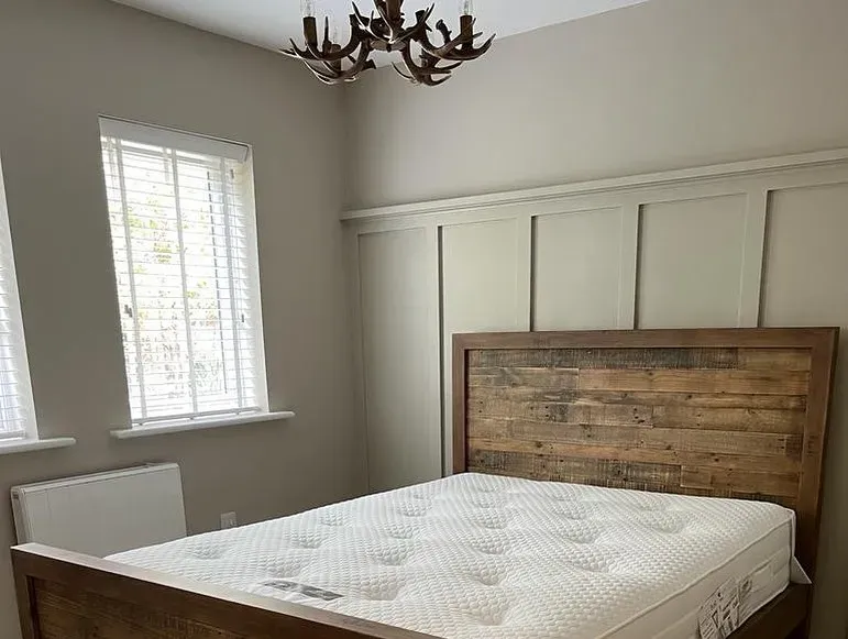 Dulux Knotted Twine bedroom color review