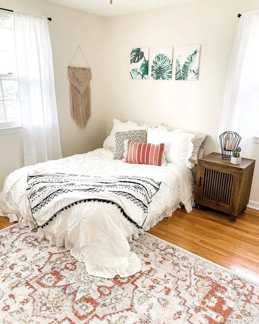 Sherwin Williams Creamy bedroom paint review