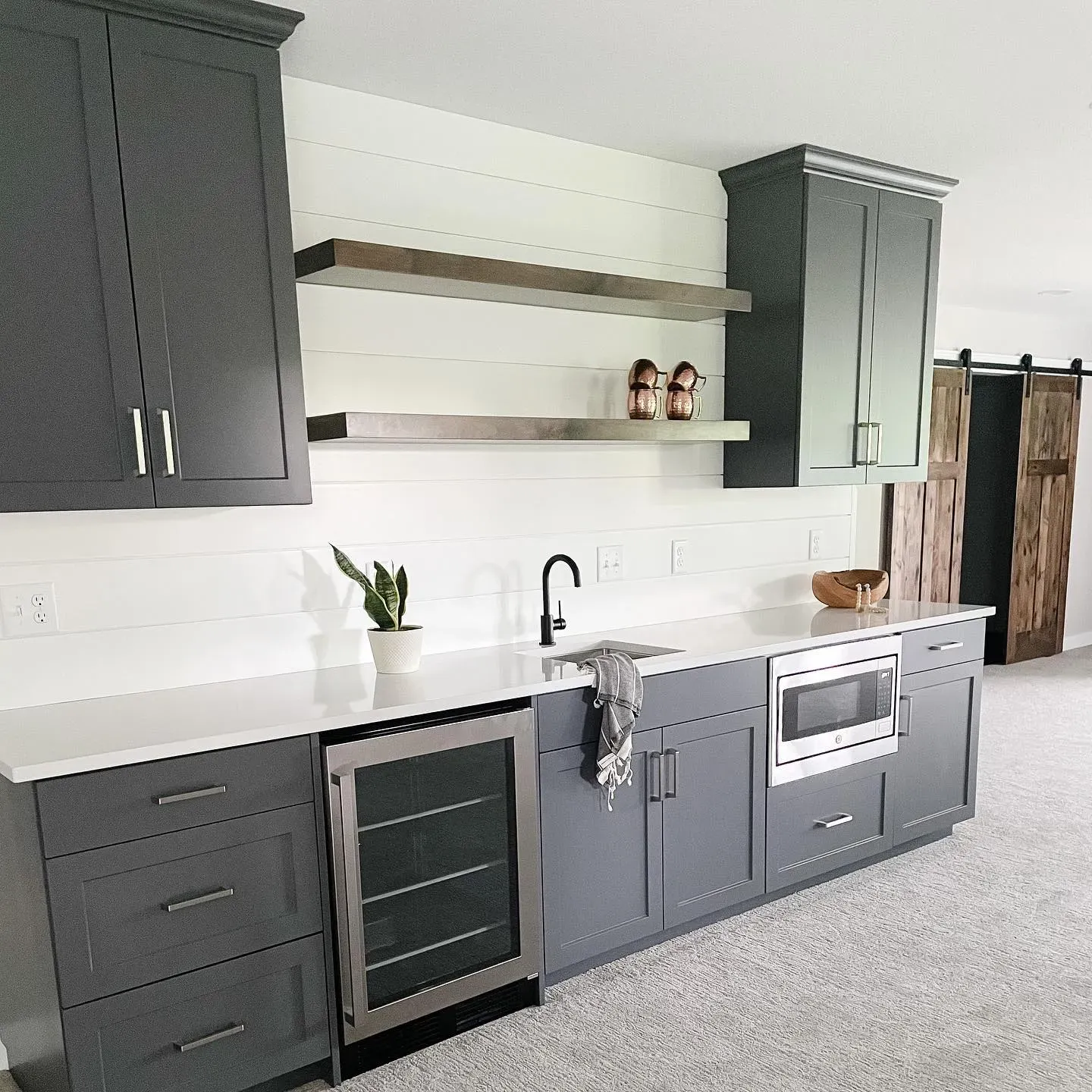 SW Peppercorn kitchen cabinets paint review