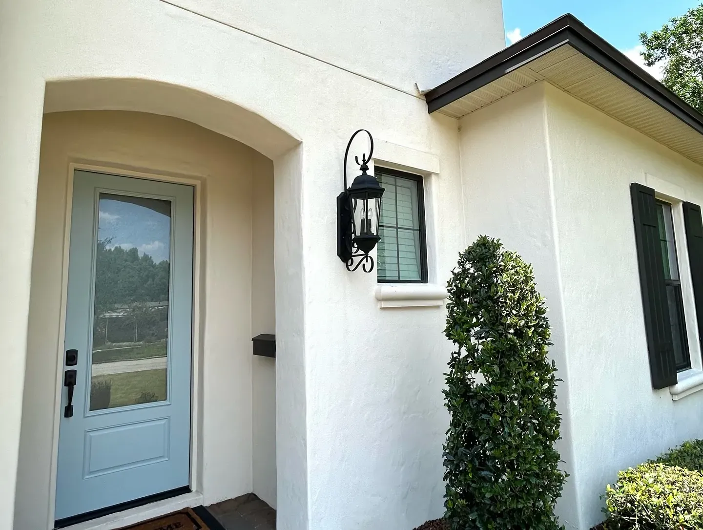 Sherwin Williams Silver Lake front door paint