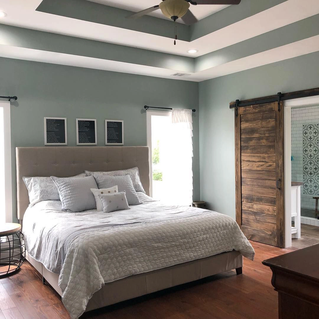 Sherwin Williams mid-tone green paint colors for bedroom