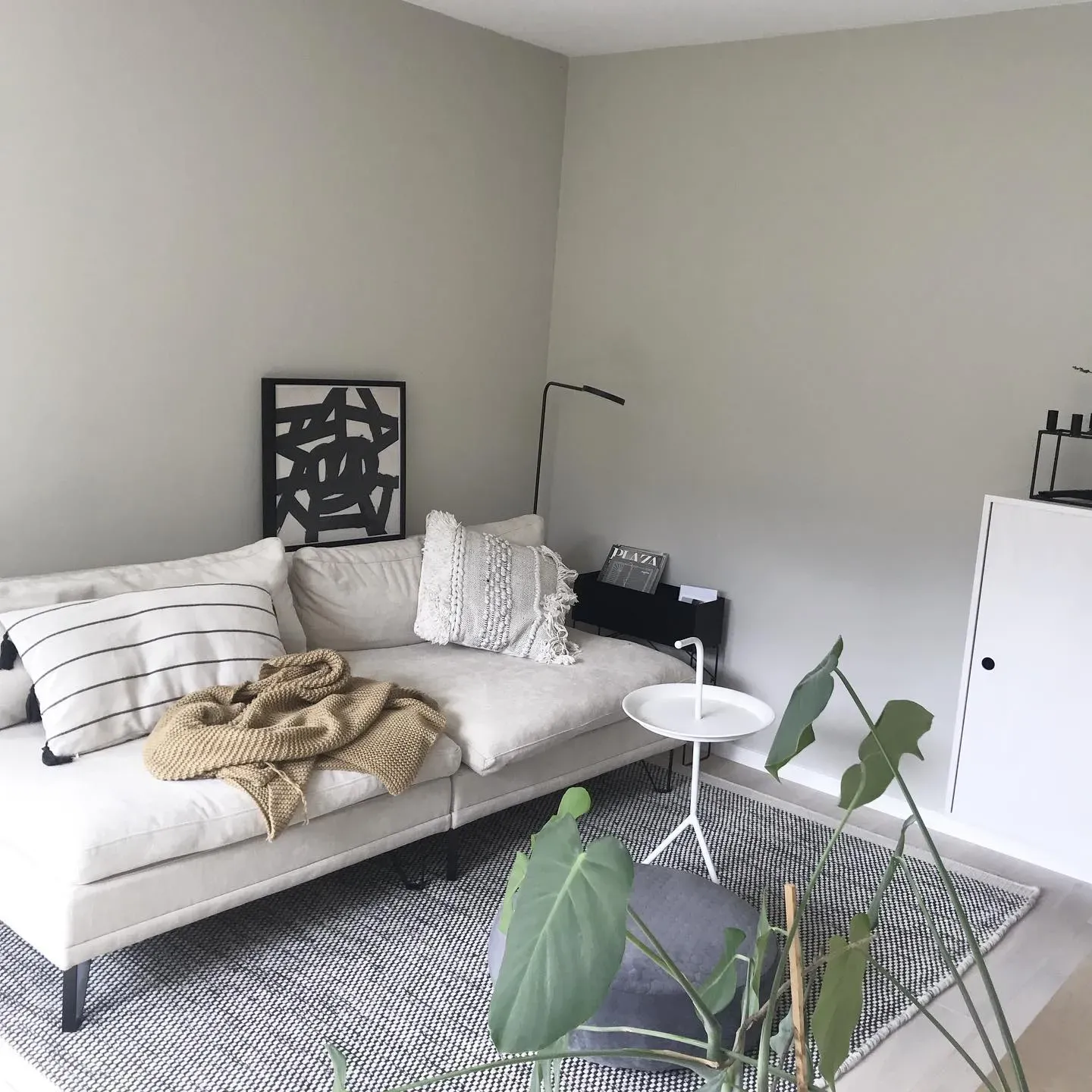 Jotun Smooth White scandinavian living room 