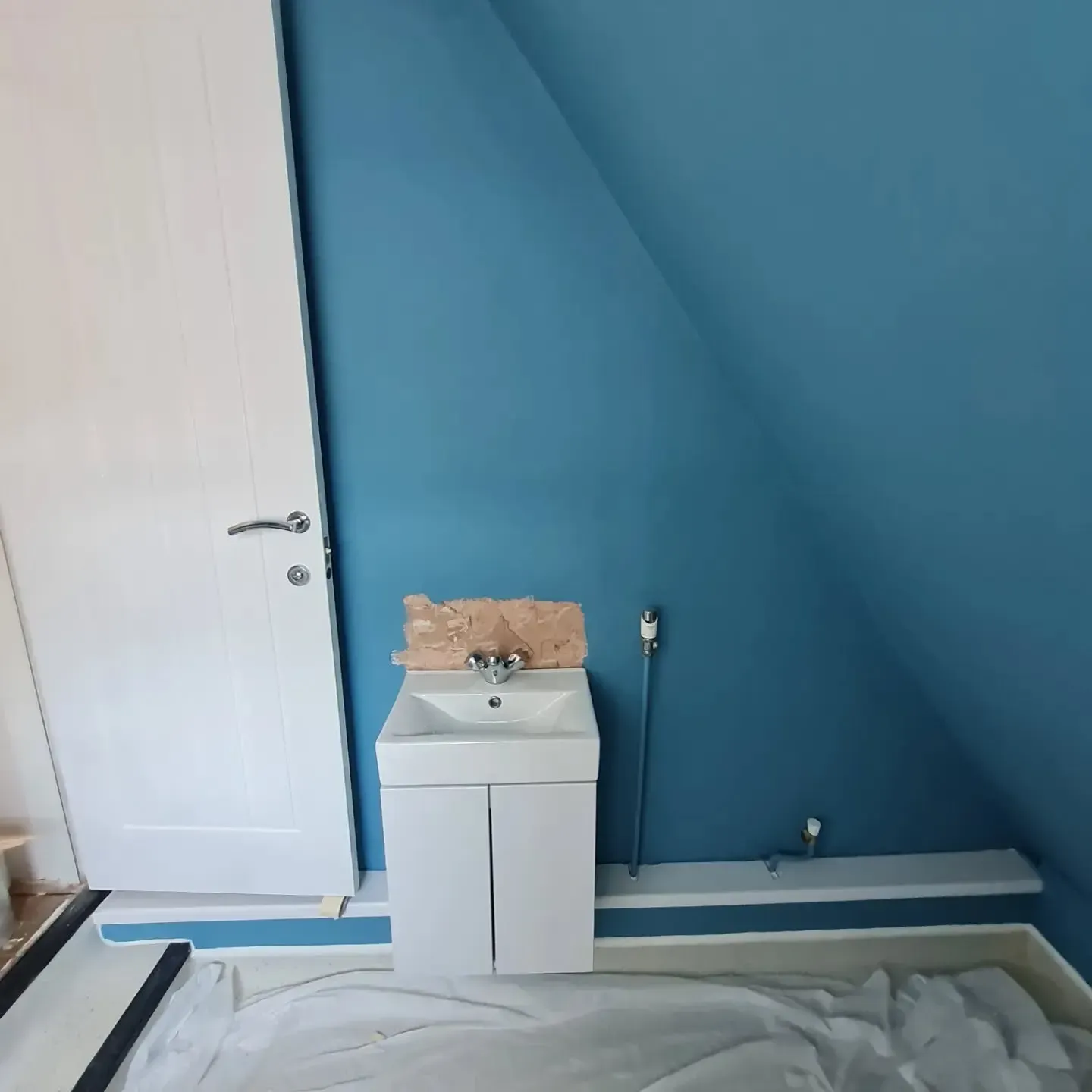 Stonewashed Blue bathroom paint review