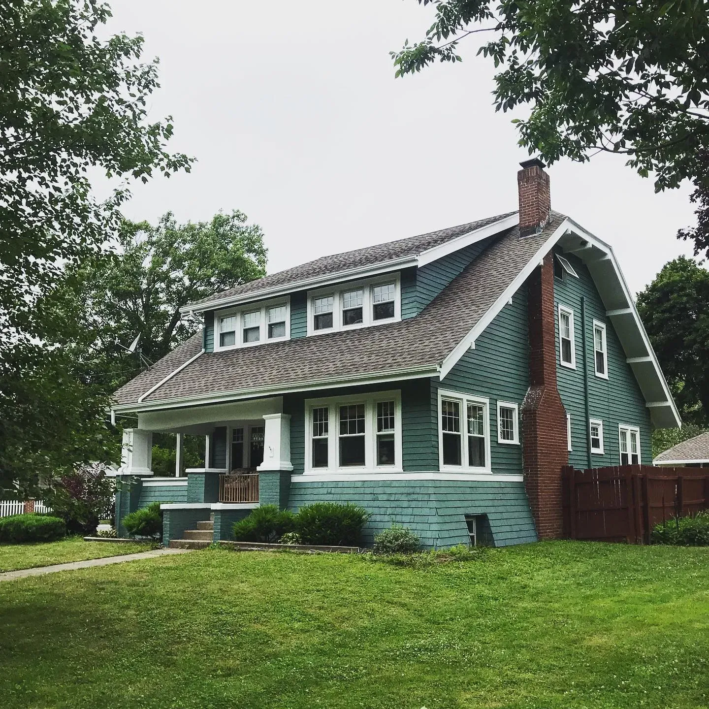 SW Studio Blue Green house exterior review