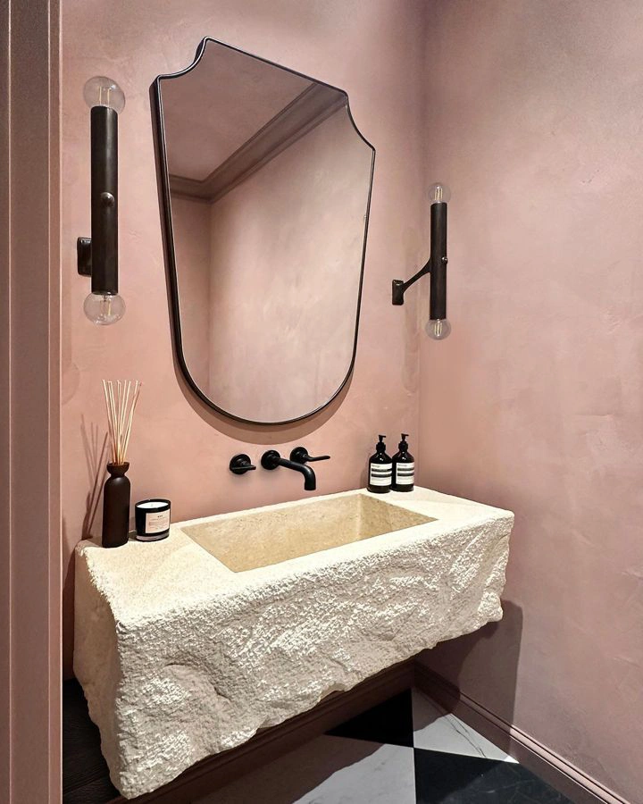 Farrow and Ball Sulking Room Pink 294 bathroom