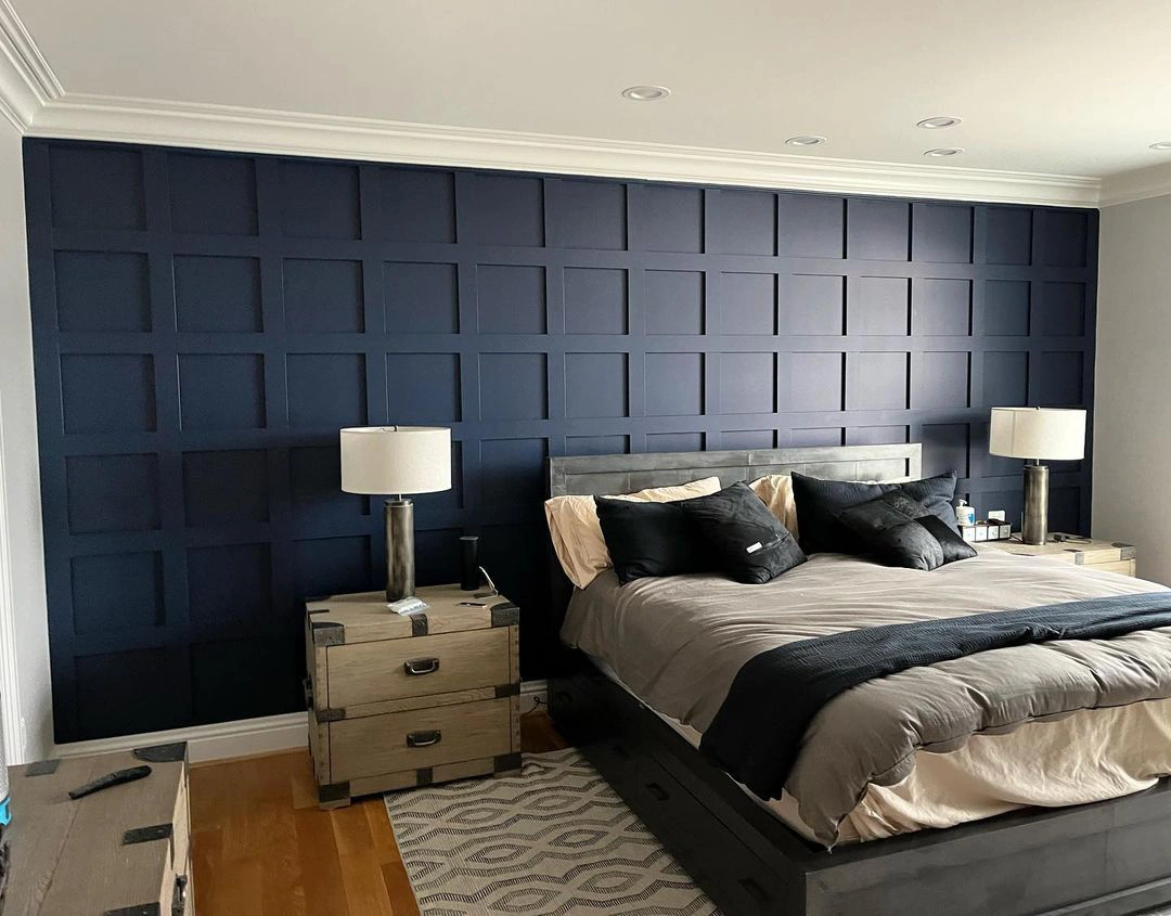 Dark blue accent panelling wall bedroom Sherwin williams Naval