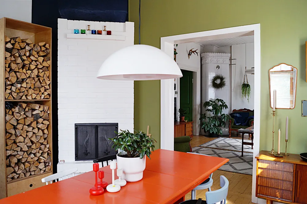 Interior with paint color Tikkurila Arbour S451