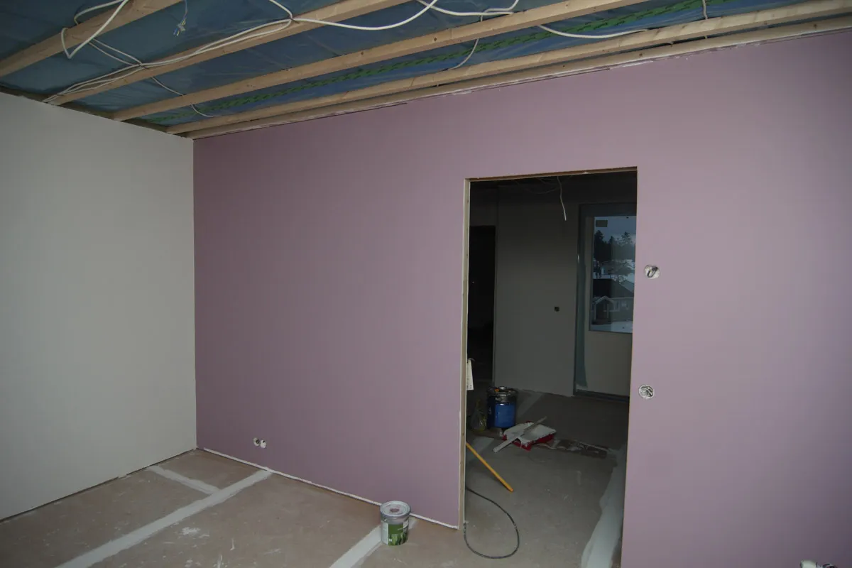 Interior with paint color Tikkurila Blueberry milk X425